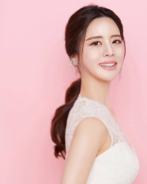 제이바이로이스타