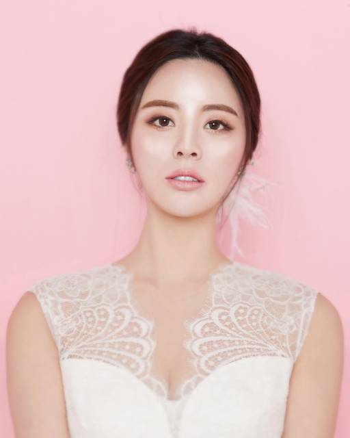 제이바이로이스타